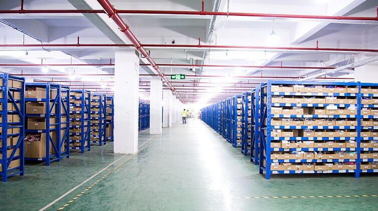 warehouse warehouse