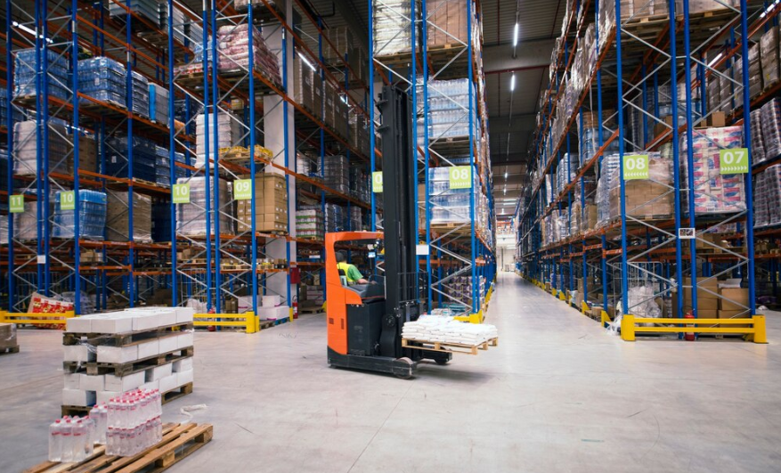 How Ecommerce Businesses Should Use Fulfillment Statuses